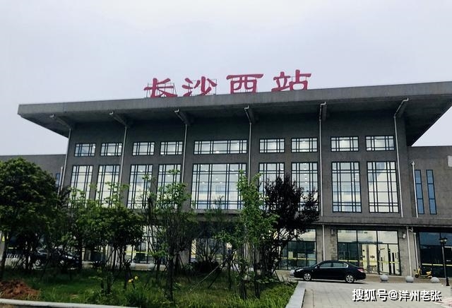 县,黄花机场,浏阳市,岳阳市平江县,之后进入江西境内,过宜春市铜鼓县