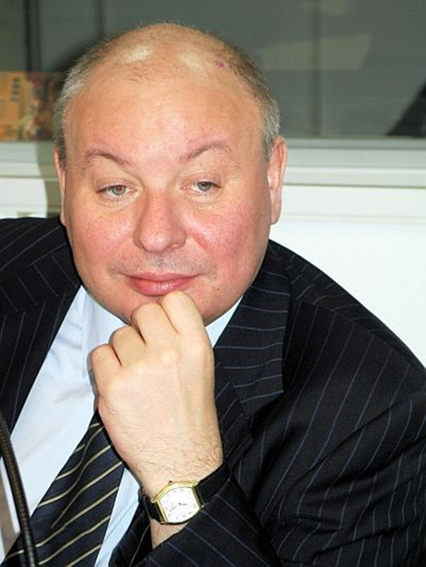 操纵政商的七大寡头，是怎么被普京干掉的，他们到哪里去了_搜狐网