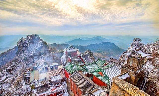 中国有名气的一座山，门票240元一周赚一亿，吸金能力远超黄山