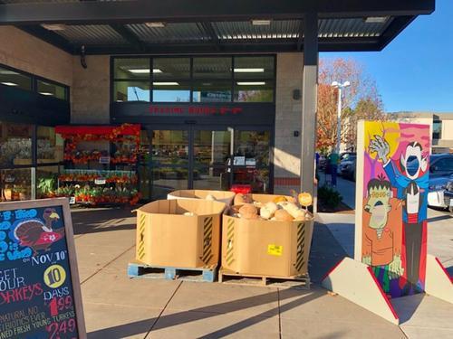 原创乔氏超市因解雇要求加强新冠肺炎防护措施的一员工被顾客抵制