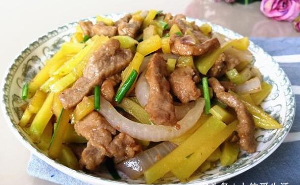 如何炒牛里脊肉 2119daf216f14cbc880b49efbf53658b.jpeg