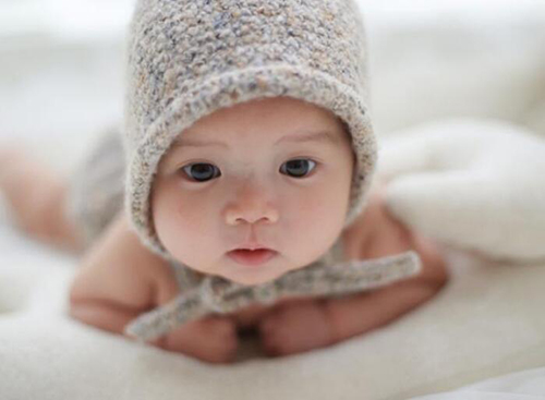 原创出生就自带美颜滤镜网友看了直呼我长得还不如婴儿