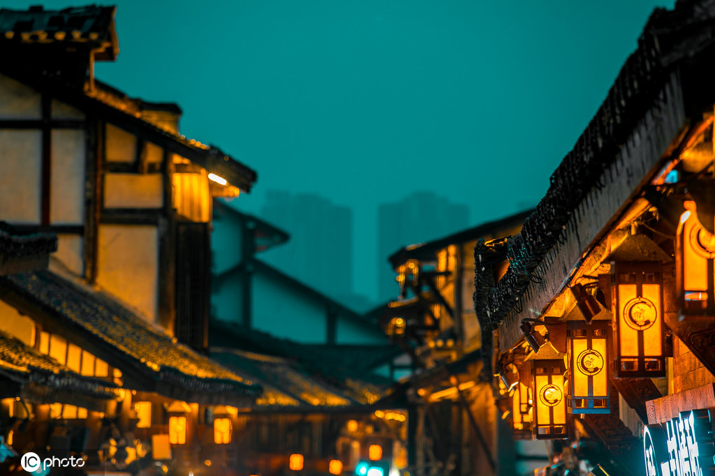 重庆市内必去旅游景点:磁器口古镇