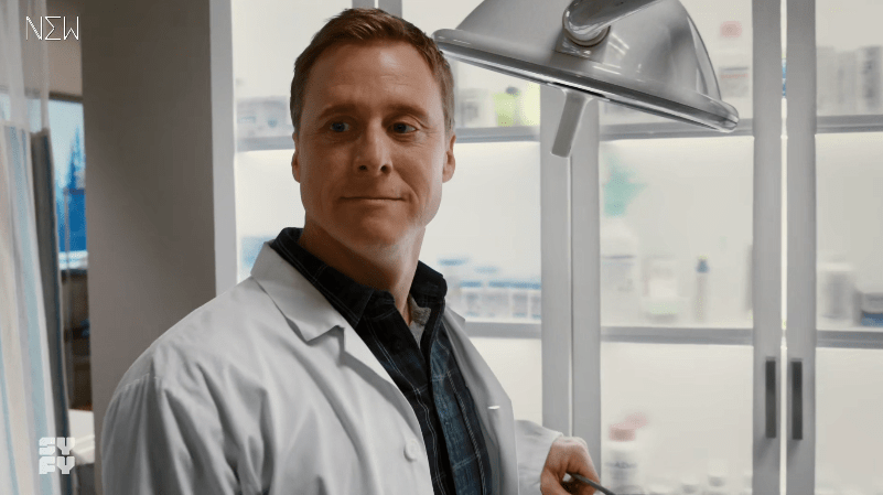 人类|这美剧太火，犹如一碗“标准狗血”兜头浇下，我竟然还很受用