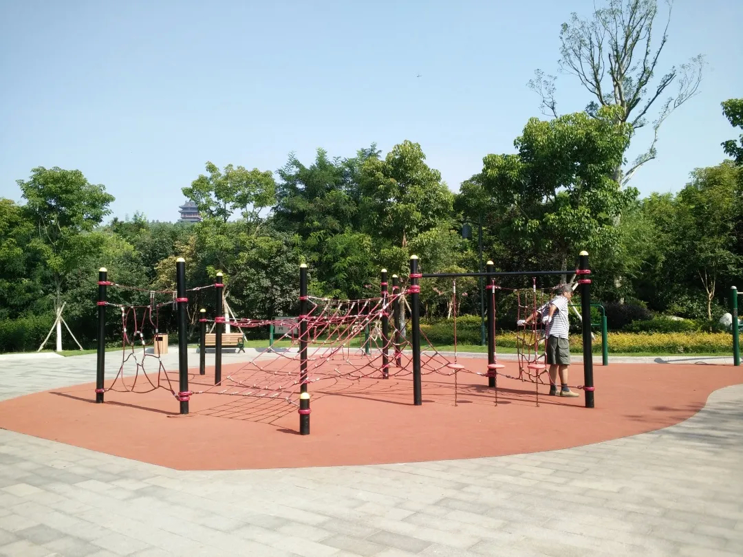 趁时光正好,带上你的"李焕英"来徐州这些健身场所打卡吧!_广场区