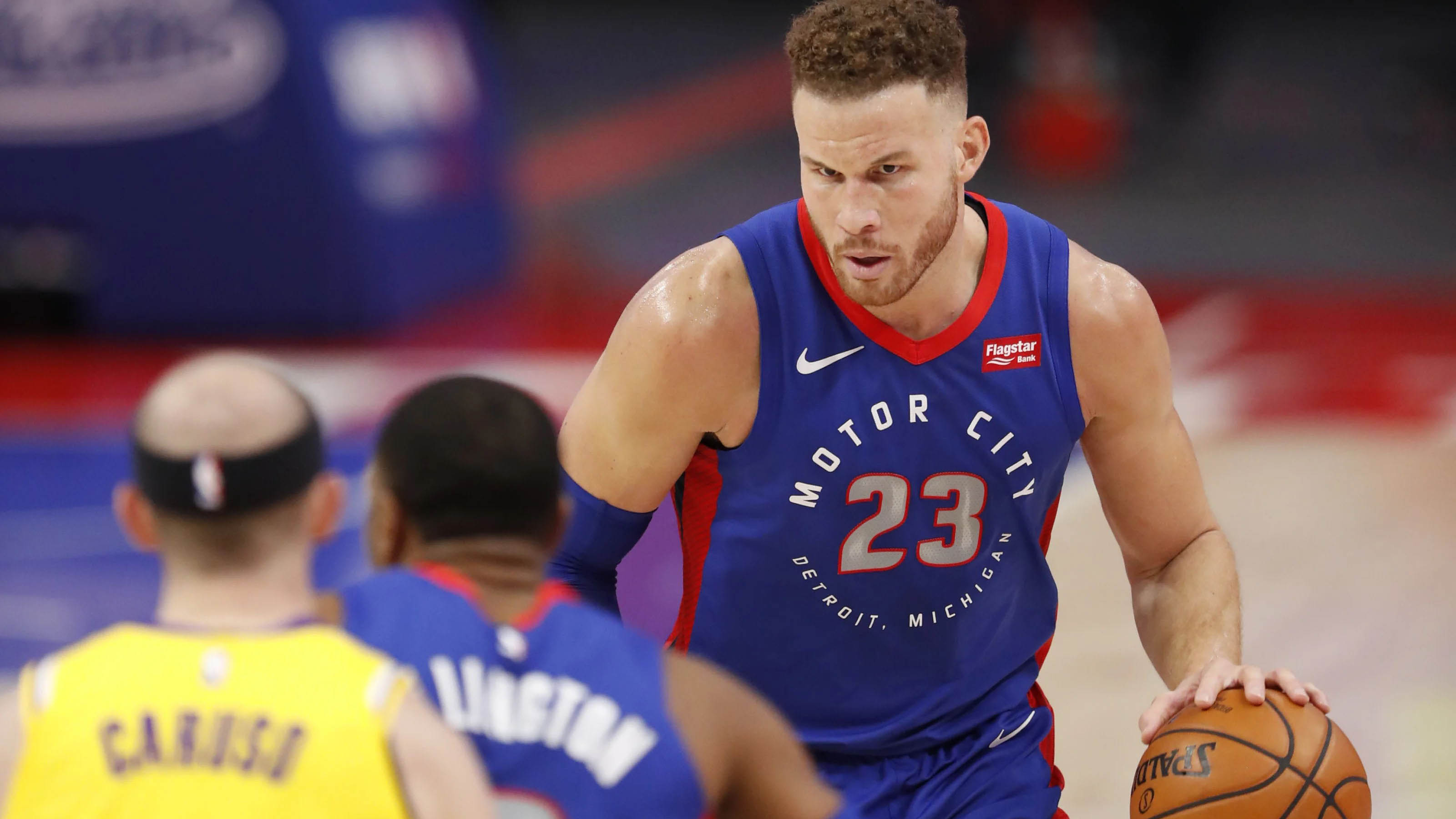 美媒一夜曝出8传闻格里芬将被买断5队哄抢塔克绿军追2悍将