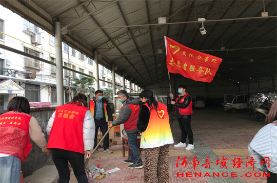 睢阳区文化街道办事处团工委联合香君社区开展青年志愿者服务活动_辖区