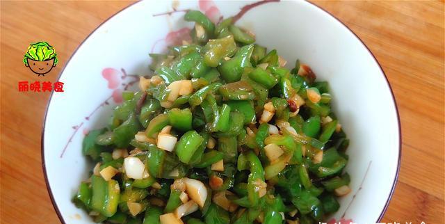 炒肉丝怎么做最好吃又简单 44a18cc89e0a4a3698d8e929b82a25c5.jpeg