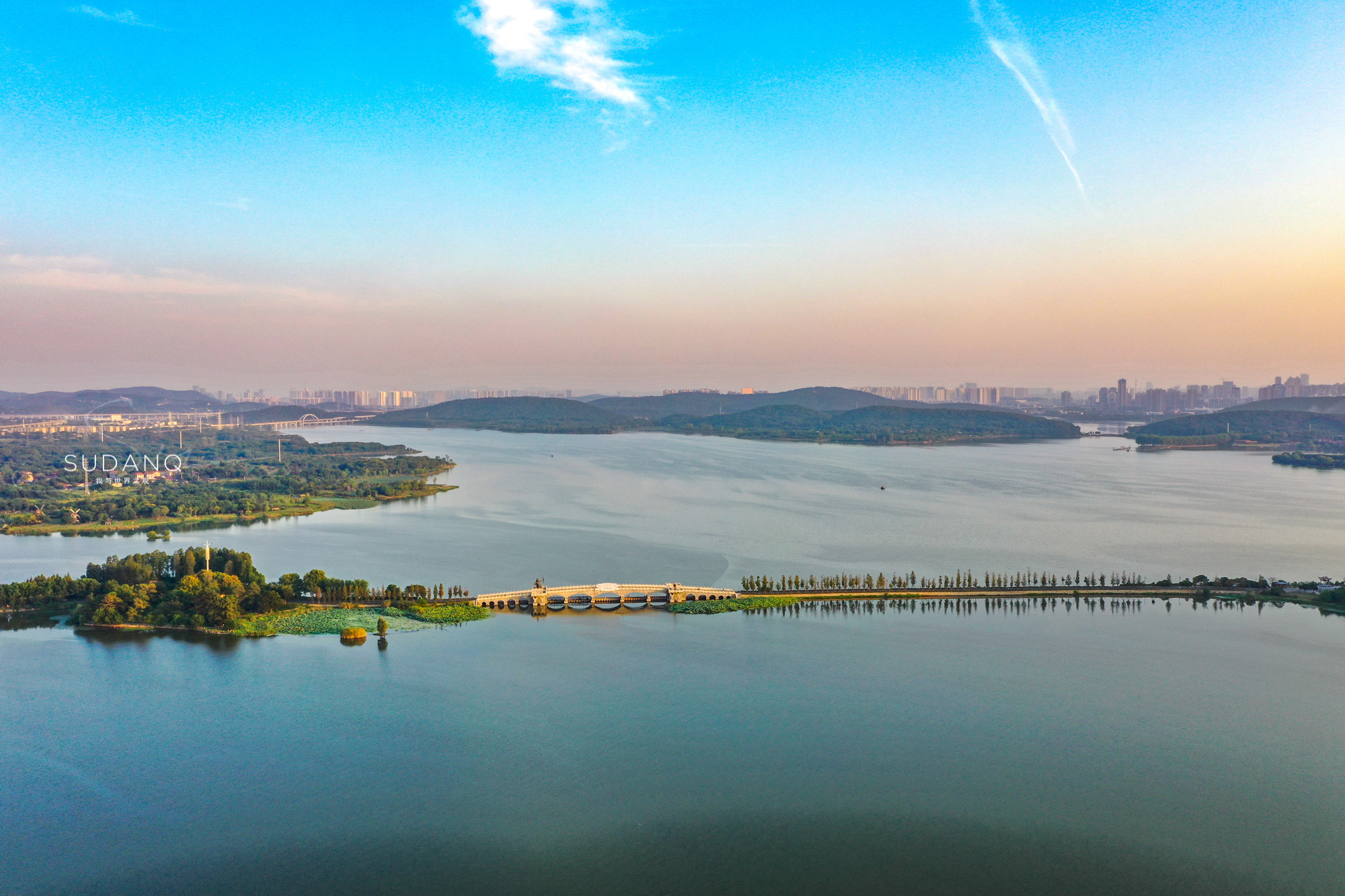 武汉东湖很大很美，但湖畔的这一地方令人惋惜：失落的万国公园
