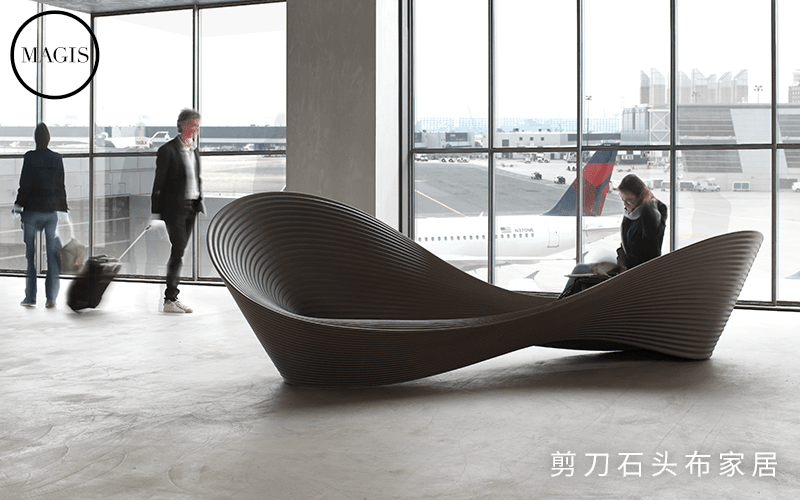 magis陀螺椅旋转不停歇