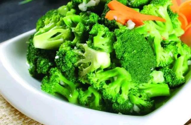 素炒西兰花怎么炒好吃 家常 09c284182545419f9eb7352fccb2bd83.jpeg