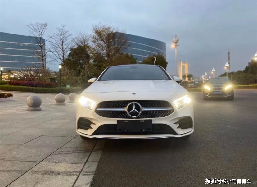 颜值就是正义,25万入手奔驰a级,小仙女的爱,直男们不懂_搜狐汽车_搜狐