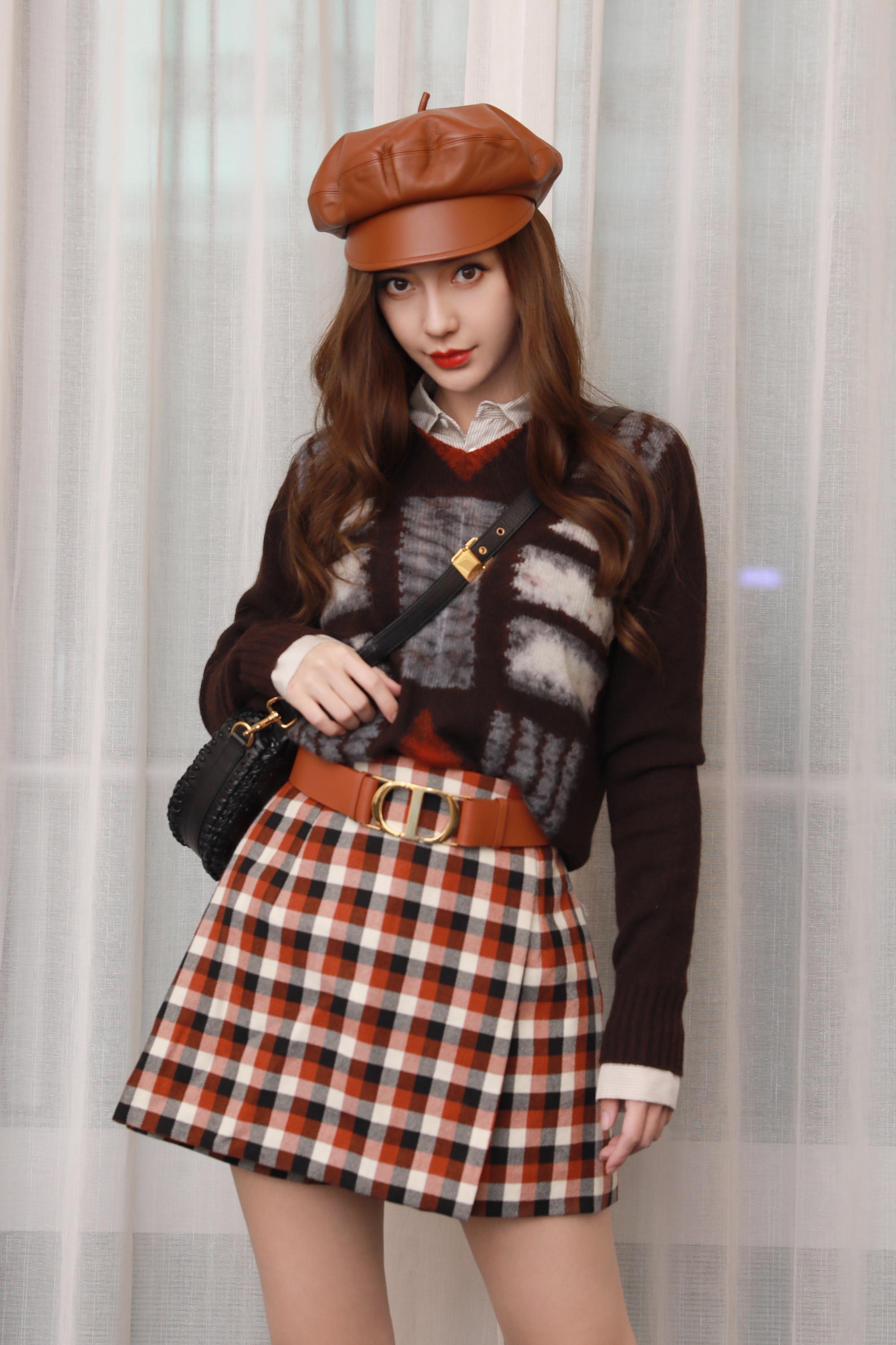 原创杨颖气质越来越高级身穿复古长裙化身童话中的优雅公主