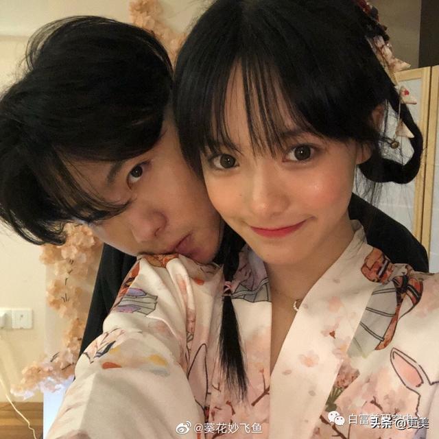 17岁靠脸火成美少女第一 却当摇钱树包养丑男友 恋爱脑 Buling