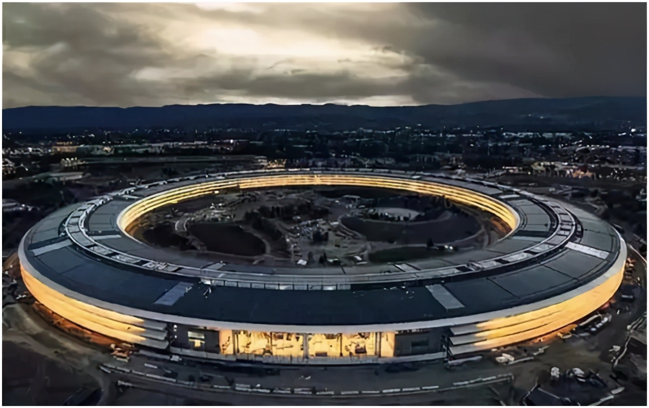 Latest Apple Campus 2 stunning drone flyover video shows complete ...