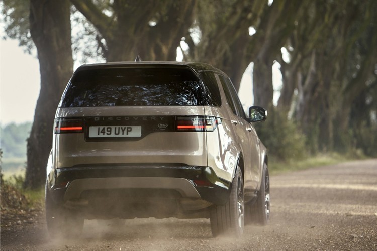 纯正英国味儿 新款路虎发现5预售69.98-83.78万元