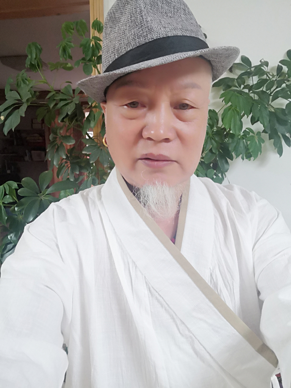 当代著名艺术家：山湘子作品欣赏_先生