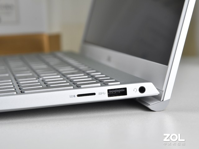 英特尔十一代酷睿铸就高效性能戴尔灵越155502评测