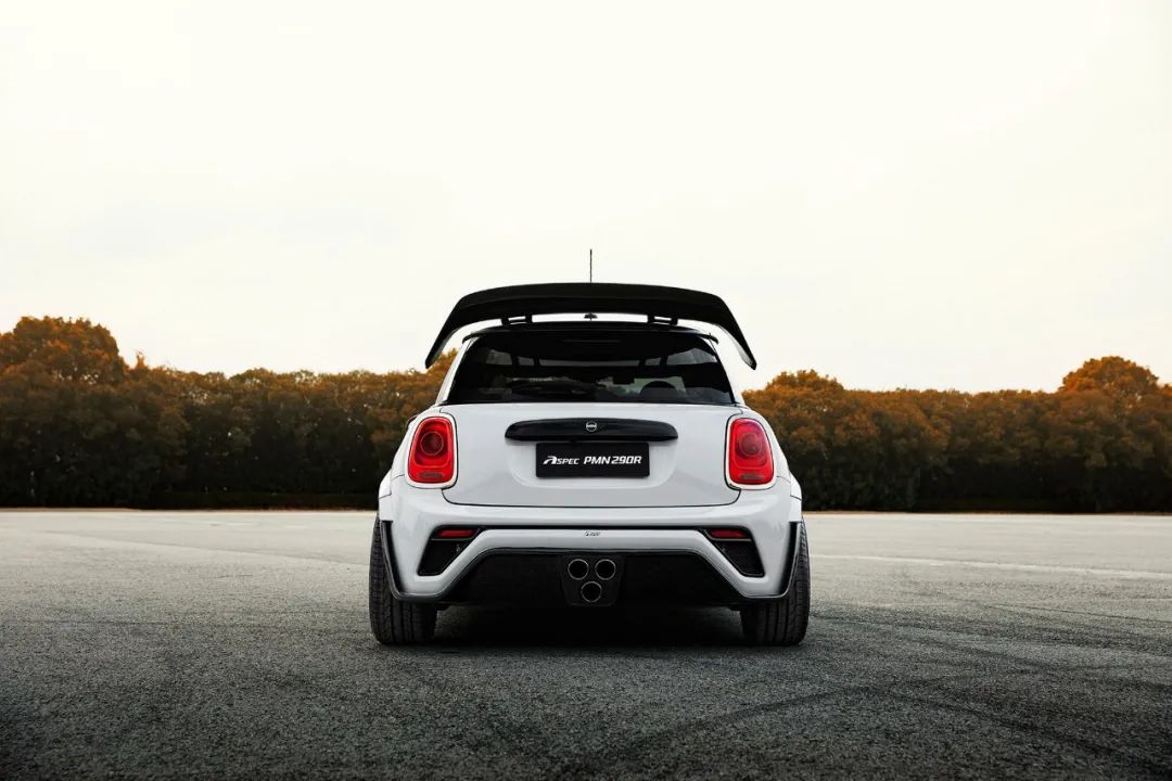 mini美女车主也疯狂全面升级aspec宽体大尾翼套件动力达290匹