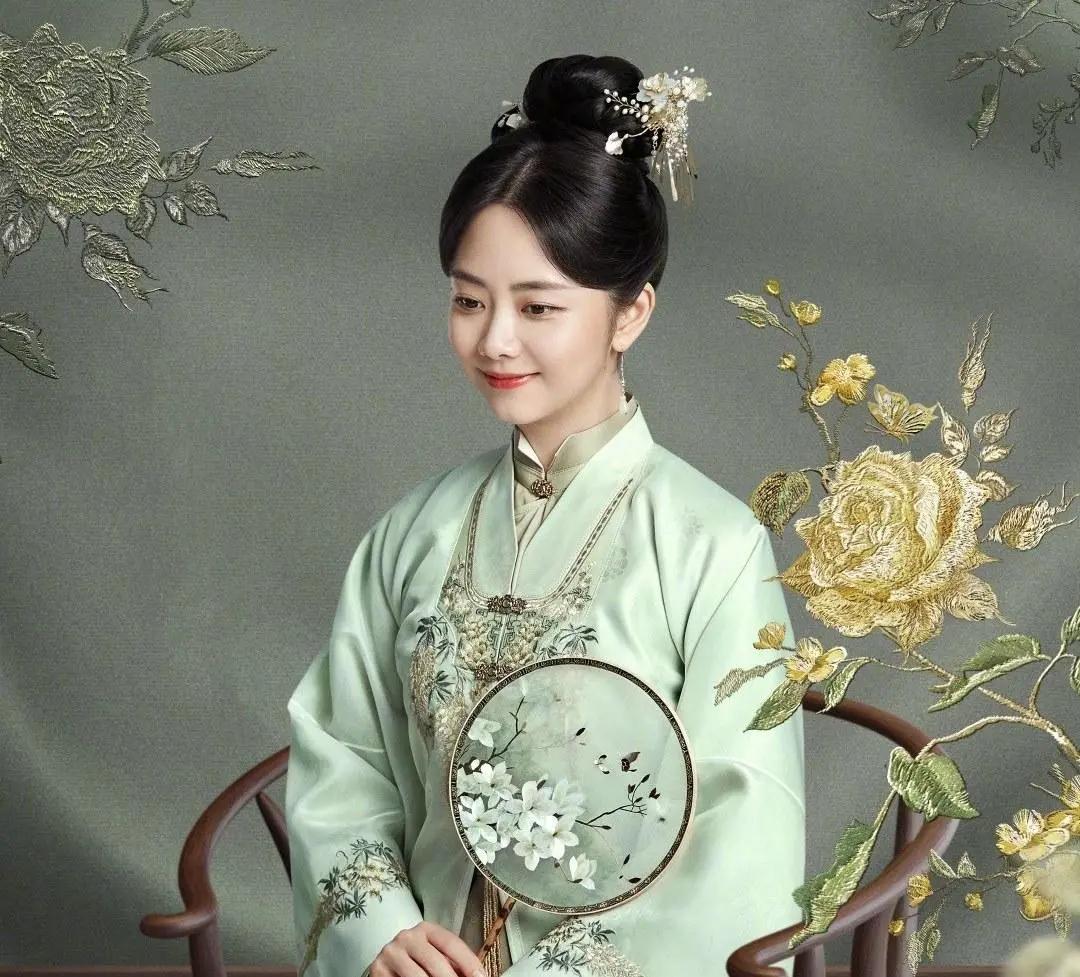 她拿的才是大女主剧本吧…