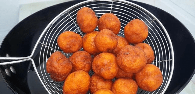 怎样做红薯圆子好吃又简单 bf61861a926444a0b578a34ecbbc045e.png