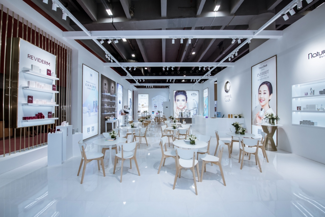 第56届广州美博会嘉悦国际惊艳全场心有所望向young而生