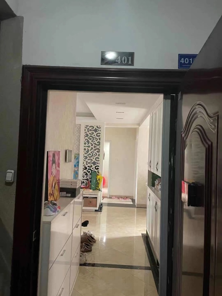 长沙法拍房推荐梅溪青秀和园3栋401号