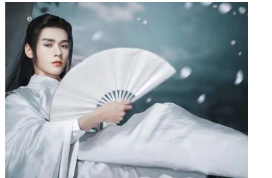 王牌迎来《山河令》剧组，吴彤导演犀利提问，龚俊在线维护张哲瀚
