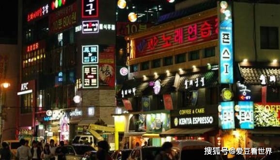 韩国美女来中国旅游，逛市场买西瓜被拒绝，究竟有何原因？