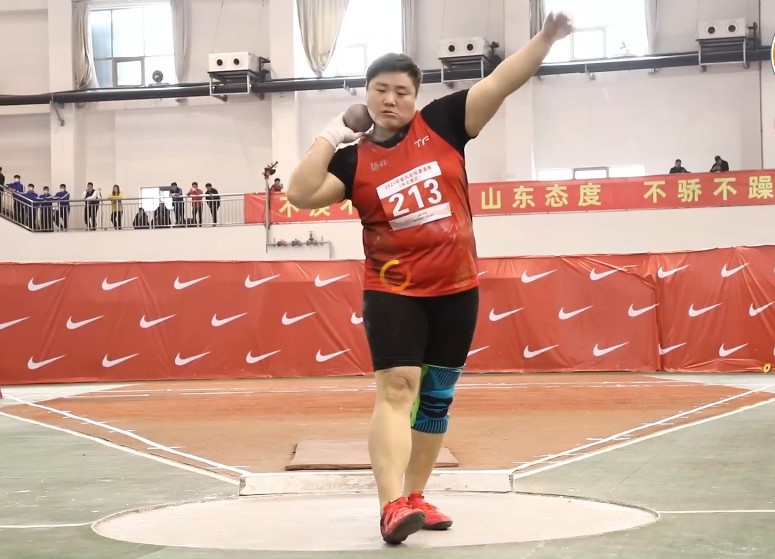 龚丽娇本赛季的首场比赛射门19米45，杨洋男子60米6秒77夺冠