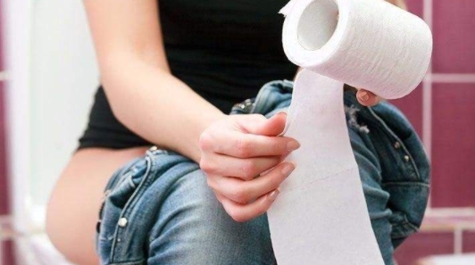 怎么样上厕所不会把水溅起来 fae77cb6443148dda9edfc6de3de2a58.jpeg