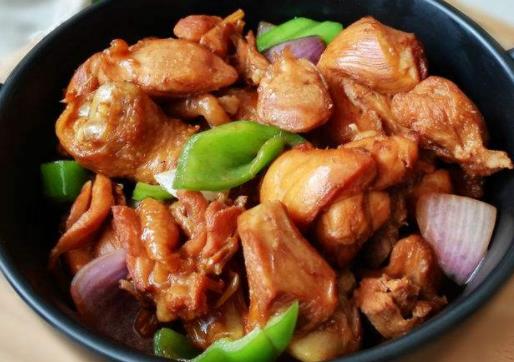 怎样做猪肉炖鸡 696f27f49b97483fb51b541f56f49610.jpeg