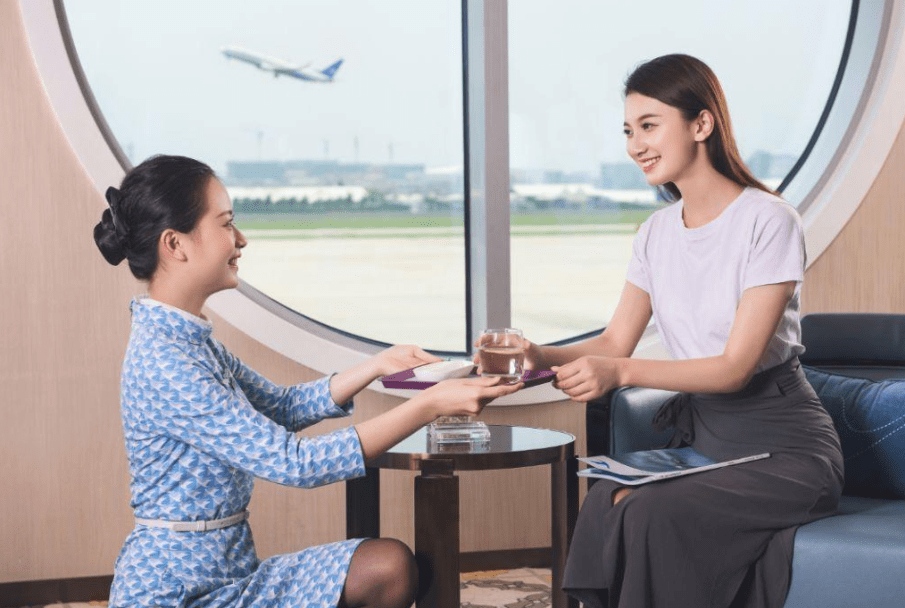 机场办理的金色麦田vip卡真的假的