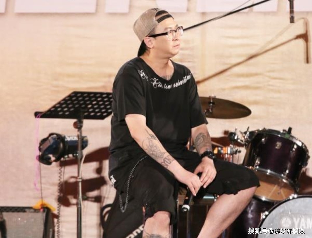 美国前华青帮大哥钱克勤,他现在是一名牧师,他年轻时可是美国当地黑道