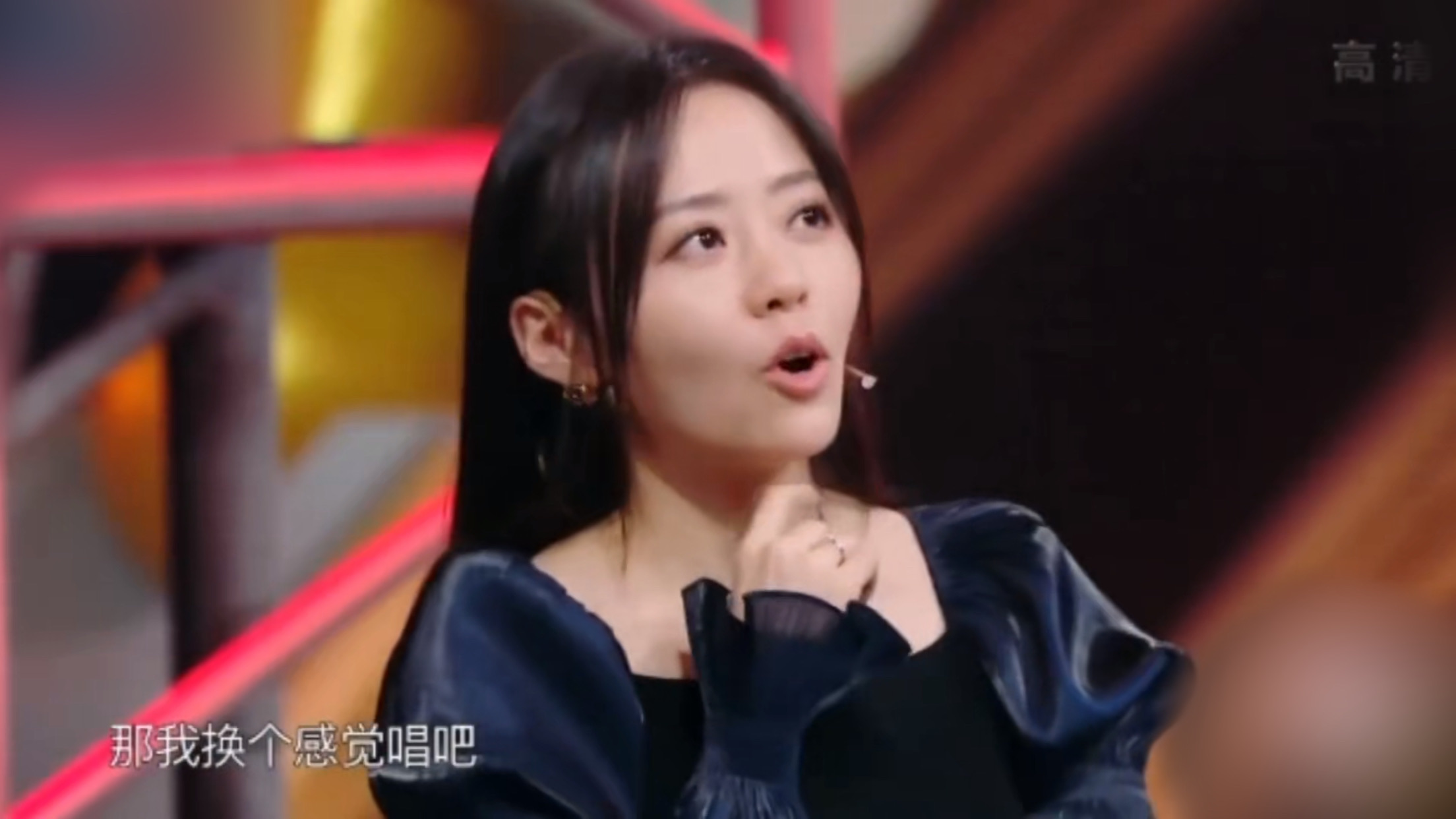 原创张靓颖暗讽《王牌》画面被删,男友称遭电话追踪,唏嘘沦为背景板