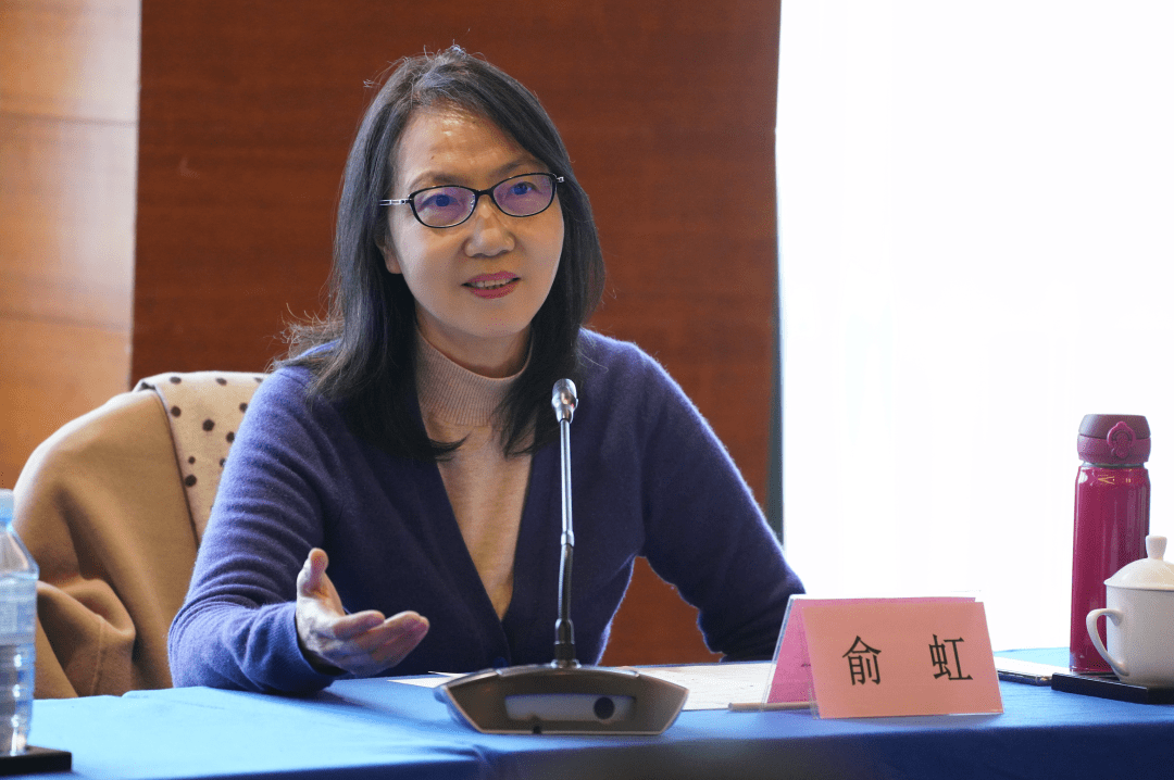 《同一屋檐下》:热话题,冷思考,创新青年观察节目有新线索