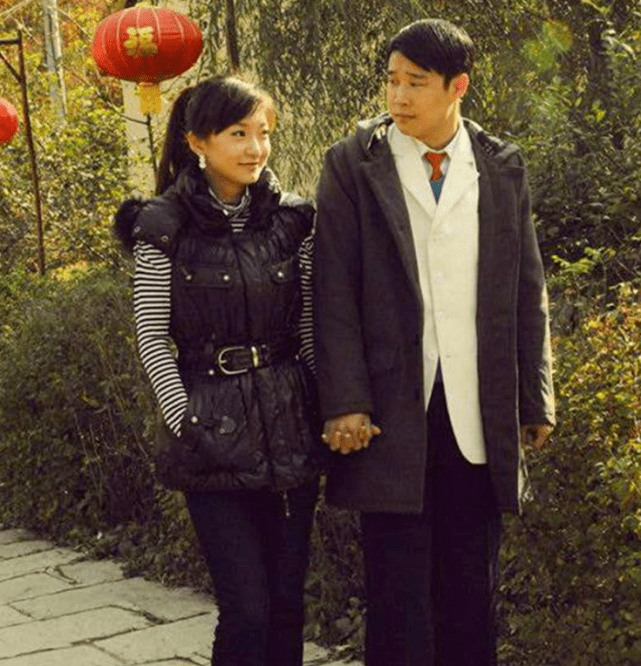 从这一点上来说小沈阳夫妻俩很明智,本山传媒打造的电视剧,是两人的