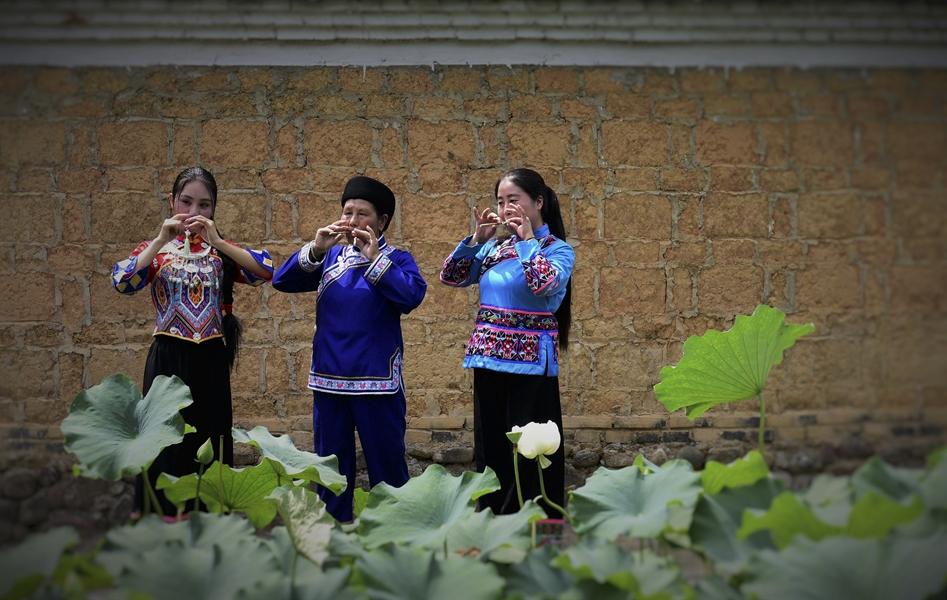 发现非遗之美土家族咚咚喹