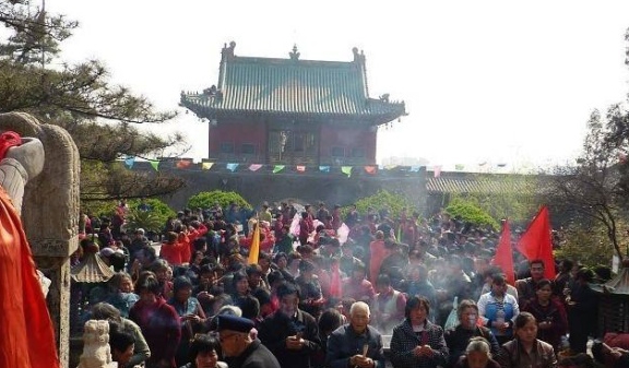 中国最“纯粹”的寺庙，不收门票、禁止功德箱，却免费提供香火！