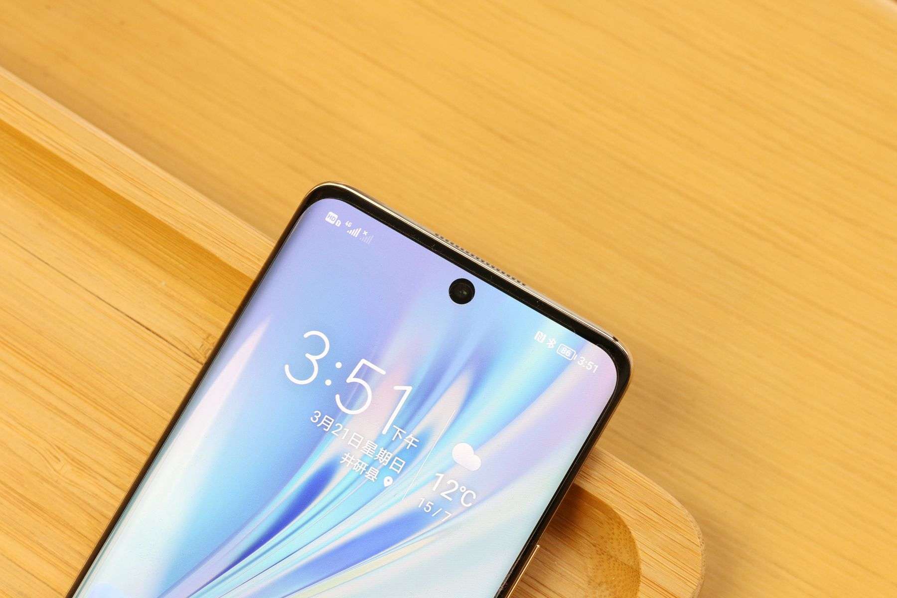 2021荣耀第二款新机v40轻奢亮点有哪些实测告诉你真相