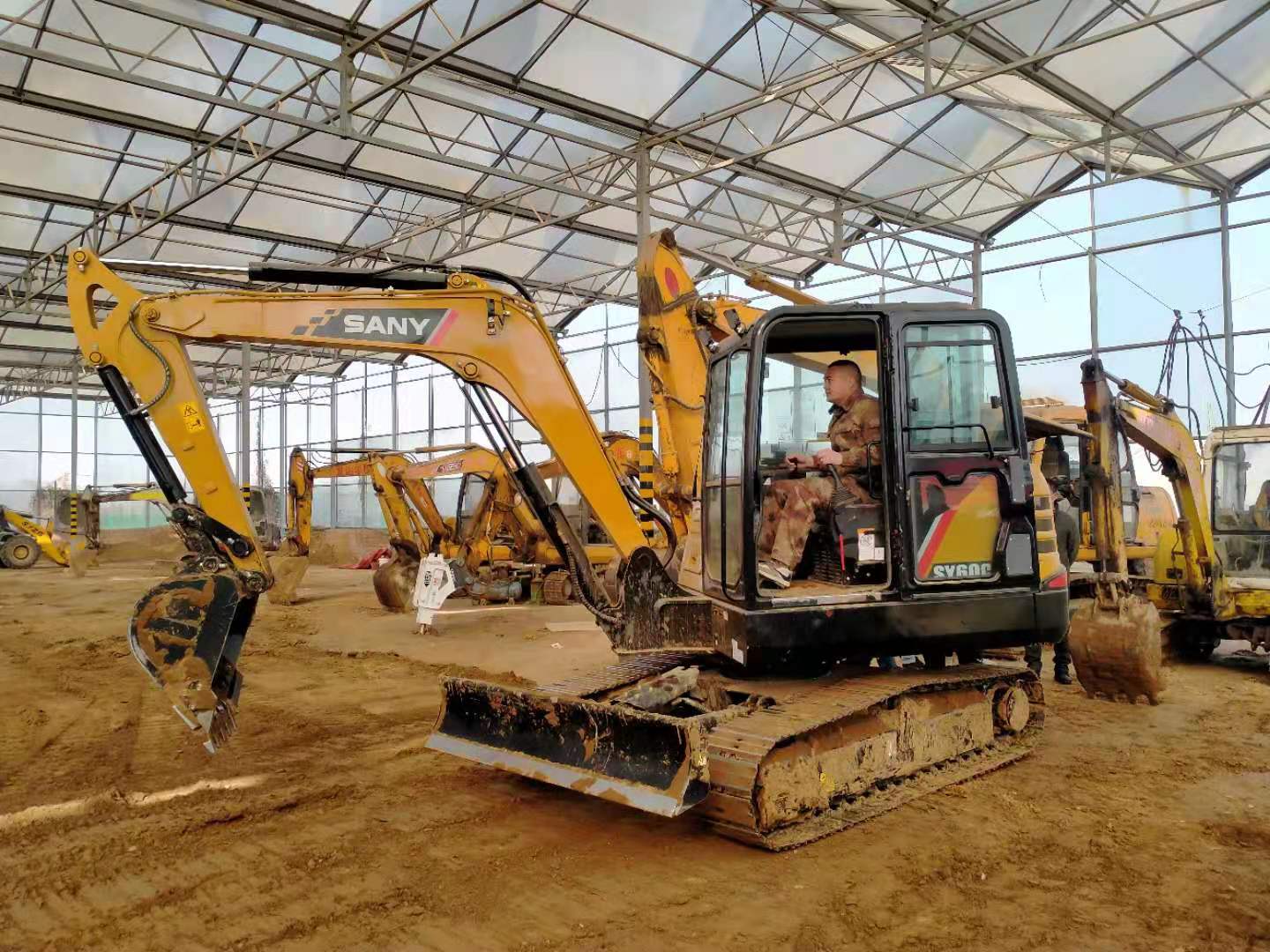 挖掘机技术学习需知