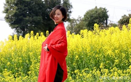 这里是 全球四大花海 之一 和日本京都樱花齐名 却不为人知 菜花