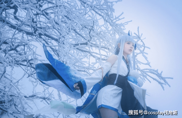 cos正片阴阳师雪女丨那时霜雪漫天你却向我走来