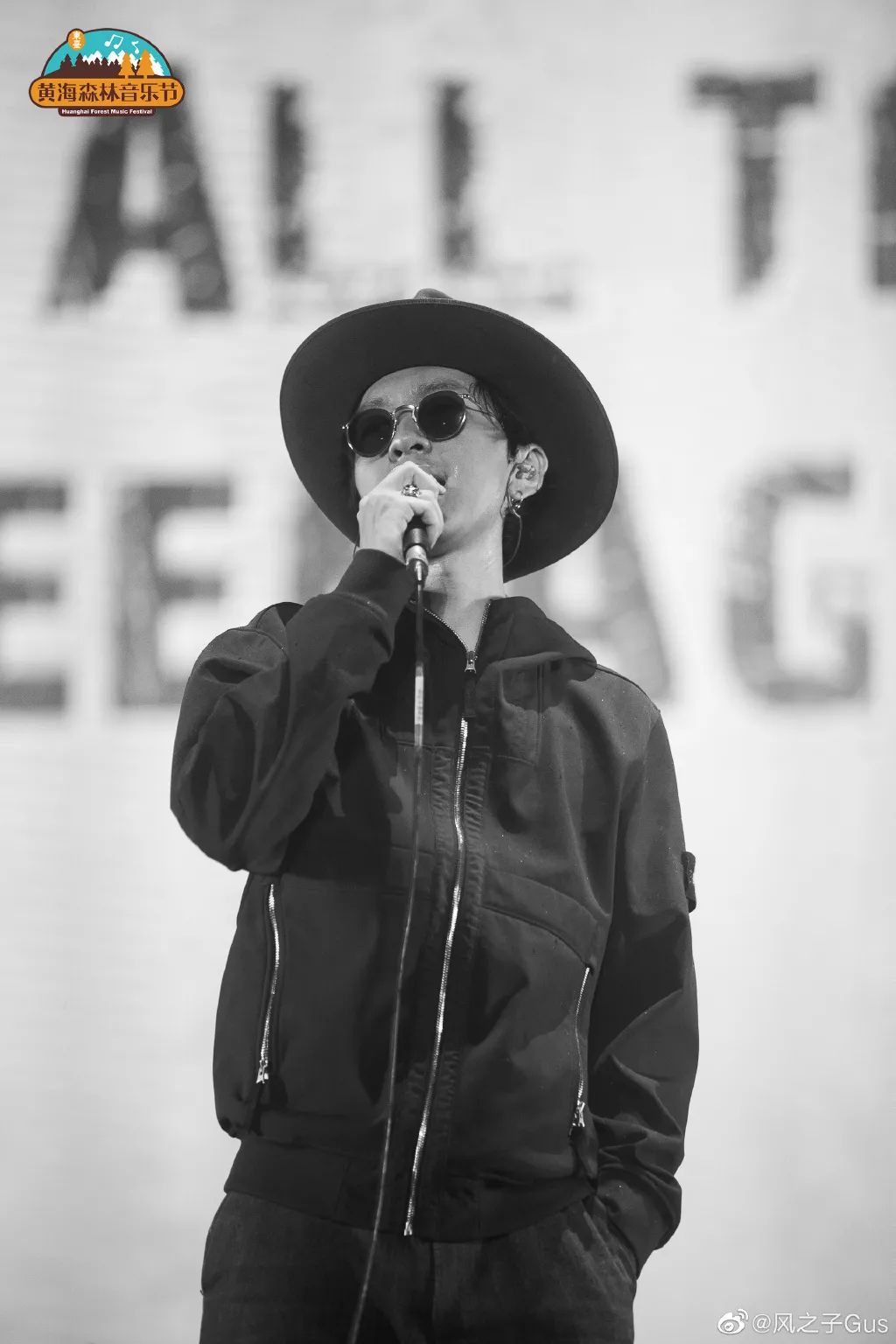 新姐夫是盘尼西林乐队主唱张哲轩(小乐,张曼乐)结果碰碰打开微博一看