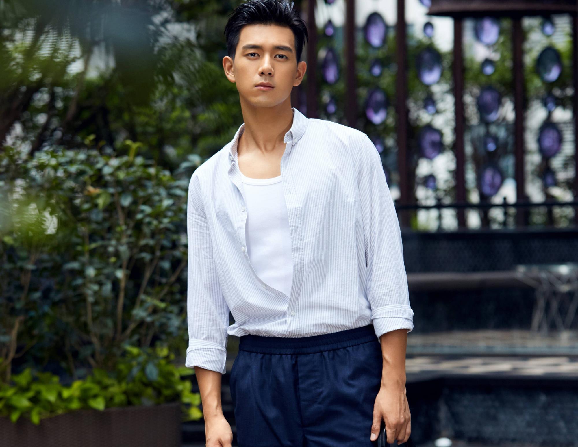 原创明星粉丝签到积分榜,王一博持续下滑,成毅第二,榜首强势霸榜