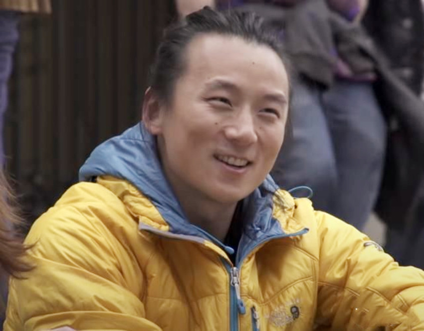 天才少年尹希一去哈佛就入籍美国被批评时其回答令人深思