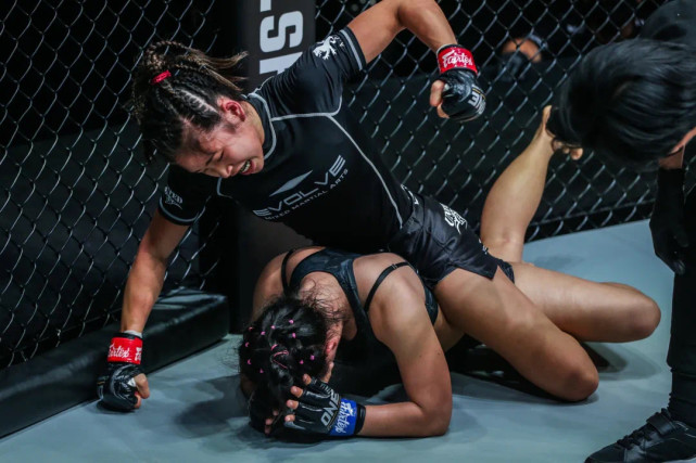 one冠军赛16岁你在干嘛这位少女已经受世界瞩目