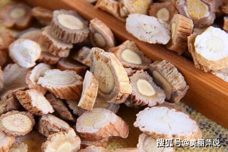 板蓝根的功效与作用是什么 32fa3fcf9d5c47afa5a01acc67ecc789.jpeg