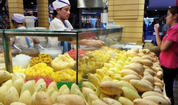 为何泰国人几乎从不做饭？看完当地菜市场，我明白了其中原因！