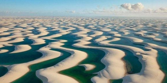 世界上最失败的沙漠：没有漫天黄沙，却有遍地湖泊鱼虾成群